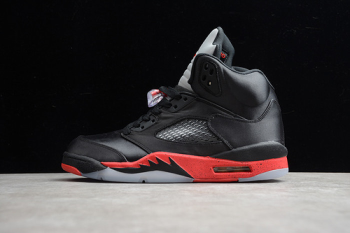 AIR JORDAN 5 RETRO ''SATIN BRED'' 136027-006