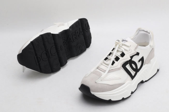 d&g sneakaer d011