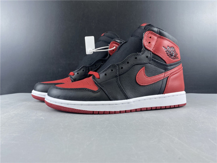 AIR JORDAN 1 RETRO HIGH BRED ''BANNED'' 2011 432001-001