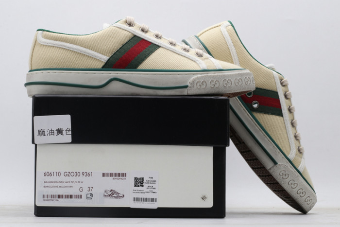 g*u*i ace embroidered low-top sneaker e2311