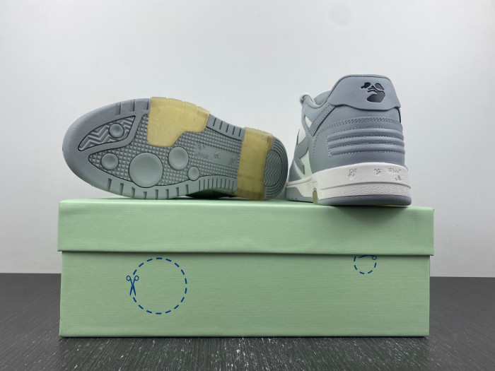 ow out of office lace-up sneakers ac3830-040