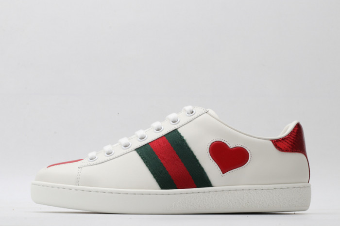 g*u*i ace embroidered low-top sneaker g075
