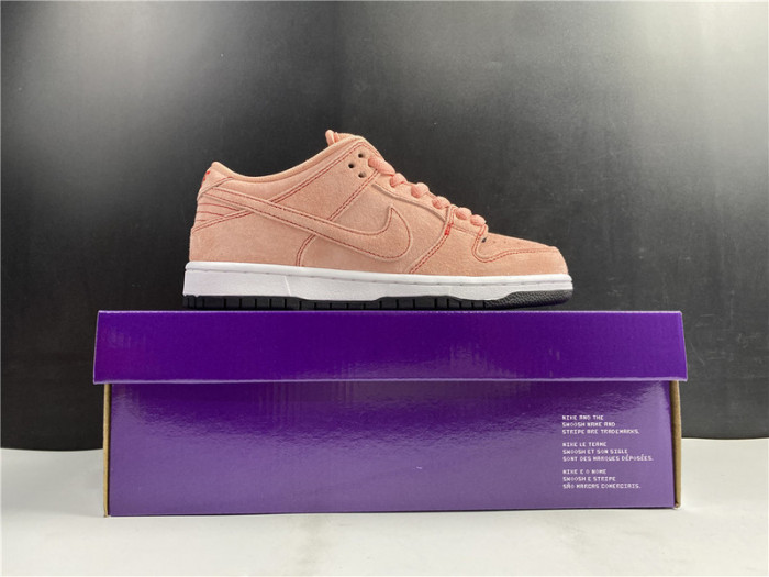 nike sb dunk low “pink” cv1655-600