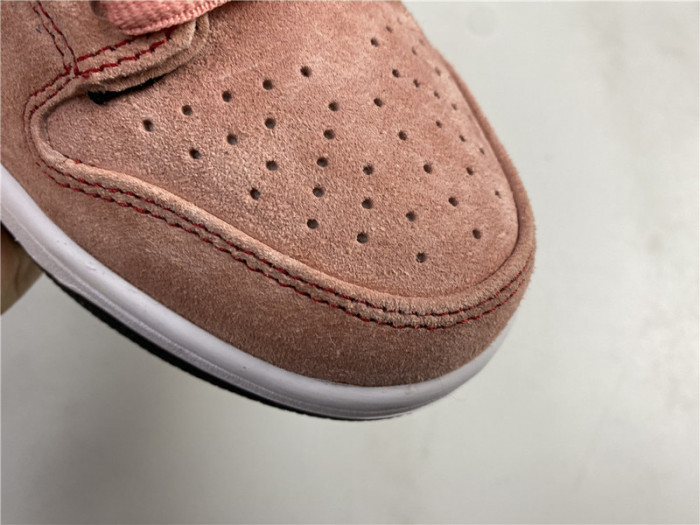 nike sb dunk low “pink” cv1655-600