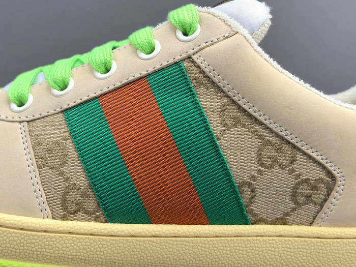 G*u*i SNEAKER
