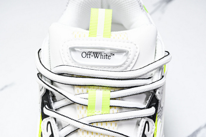 Off-White c/o Virgil Abloh