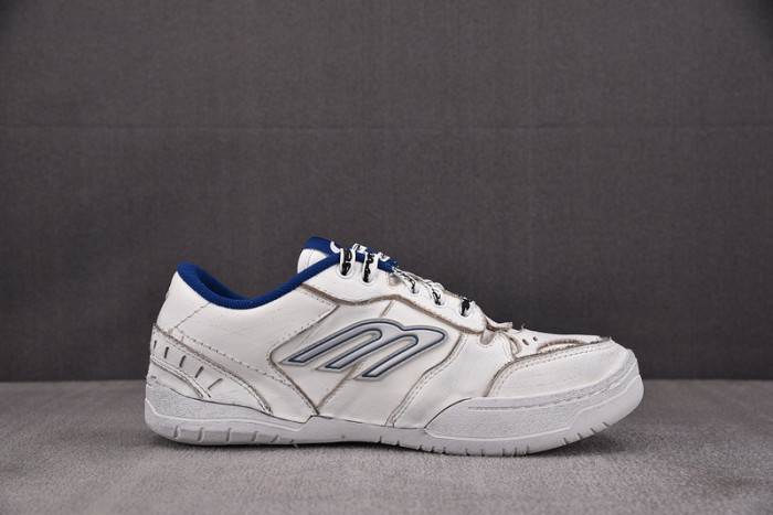 Ba*len*cia*ga Hamptons Worn-Out White / Dark Blue