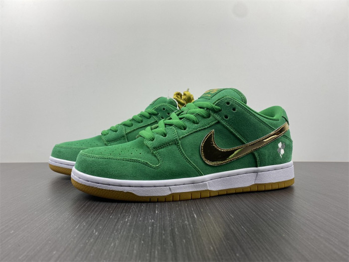 nike sb dunk low pro st. patrick''s day bq6817-303