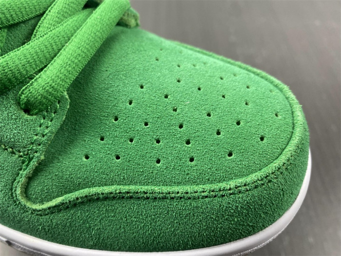 nike sb dunk low pro st. patrick