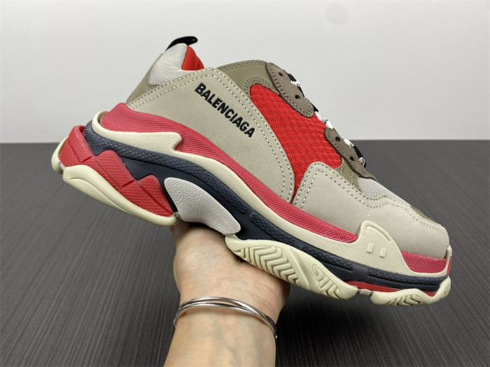Ba*len*cia*ga triple s sneaker w06f1 9000