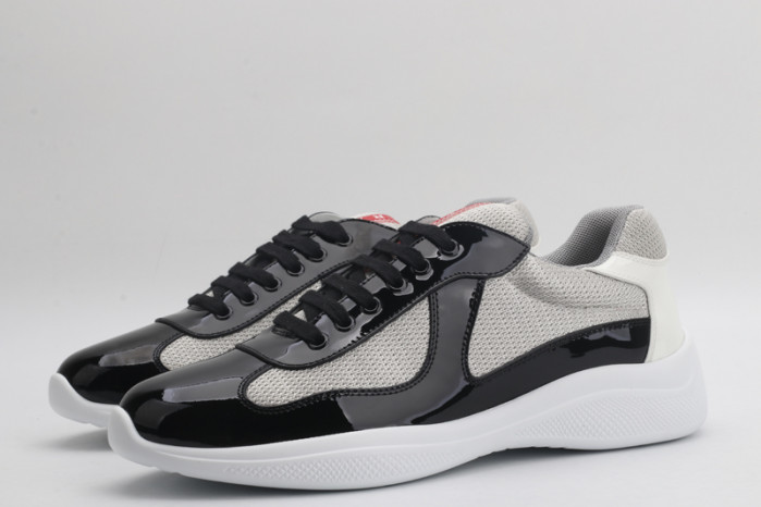 pra*a sneaker p011