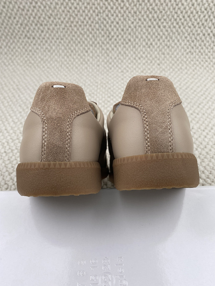 ma*s*n Ma*i*la sneakers