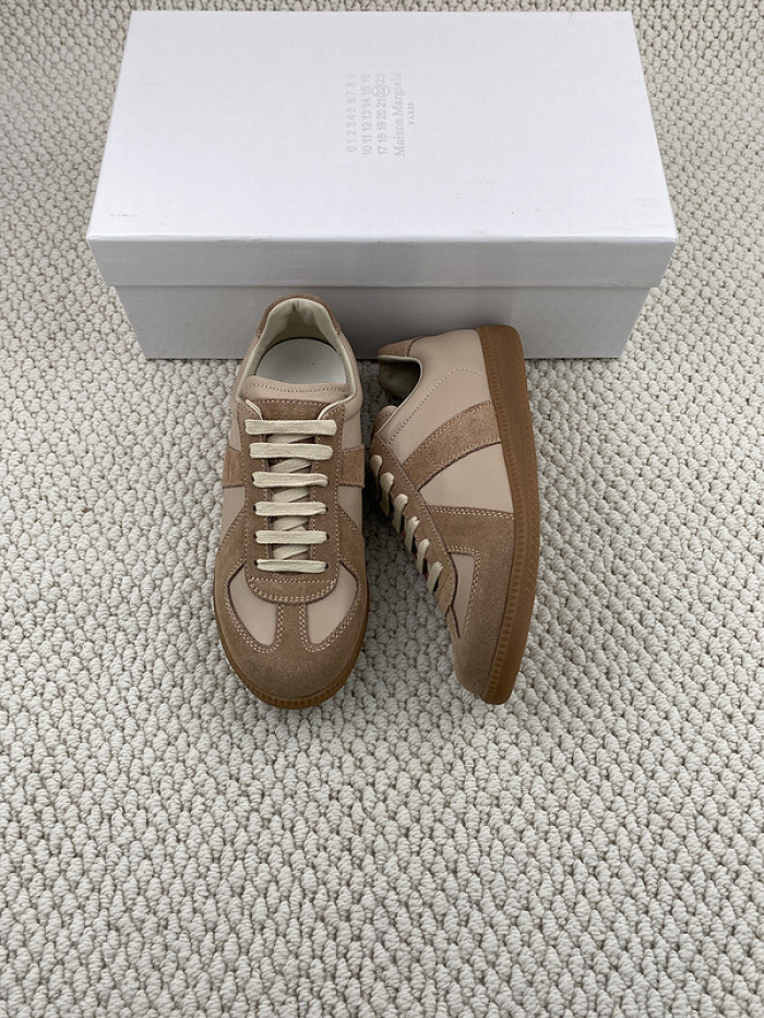 ma*s*n Ma*i*la sneakers