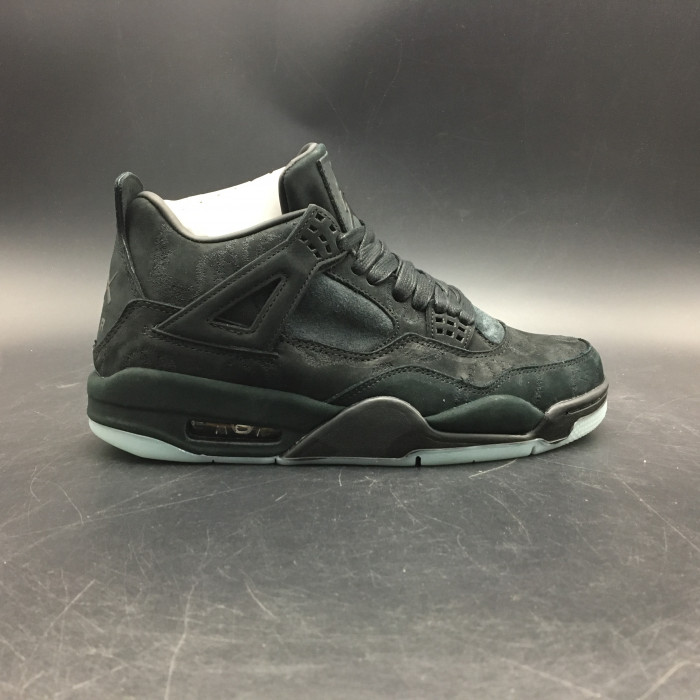 air jordan 4 retro kaws black 930155-001